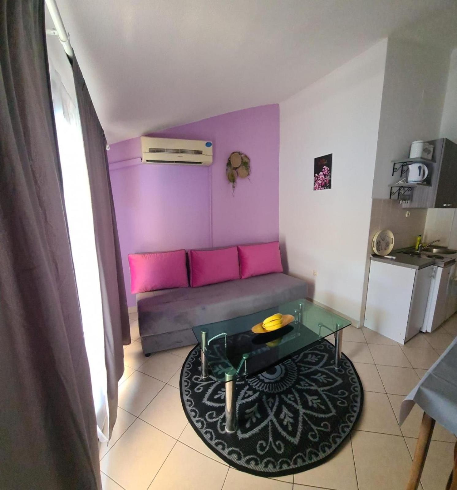 Apartmani Villa Anita เนอุม ภายนอก รูปภาพ