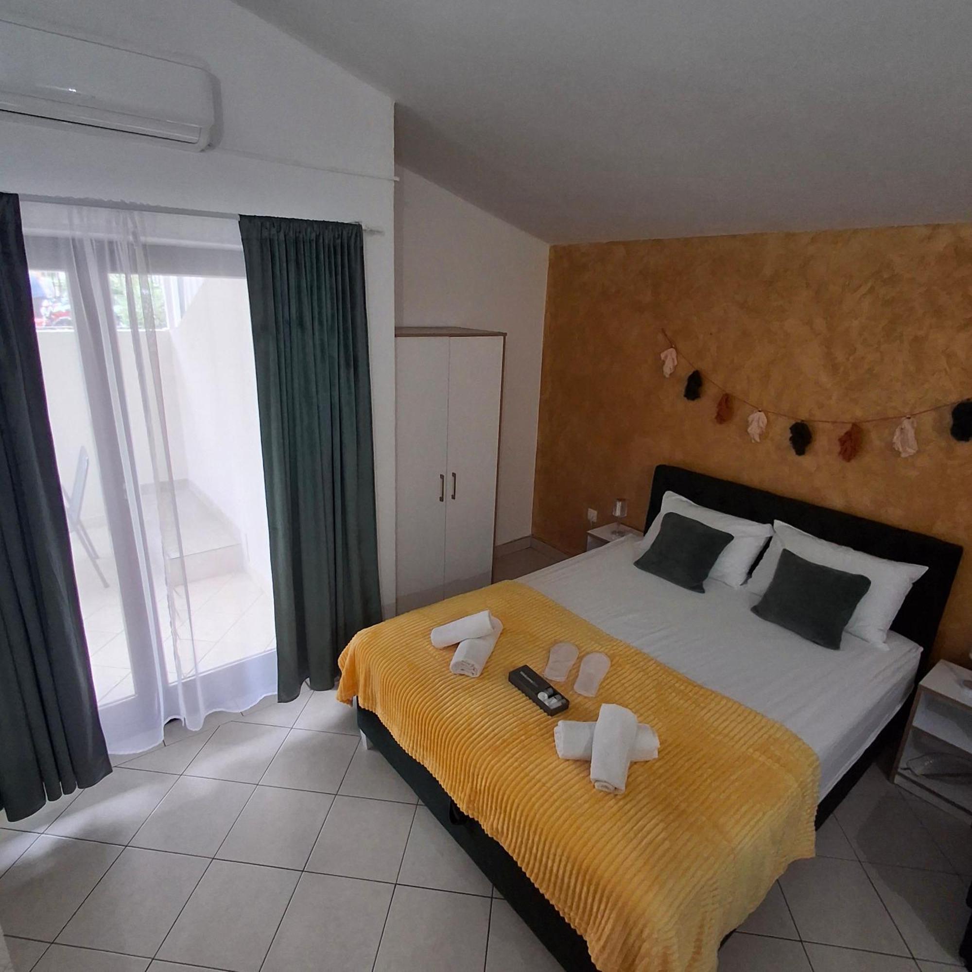 Apartmani Villa Anita เนอุม ภายนอก รูปภาพ