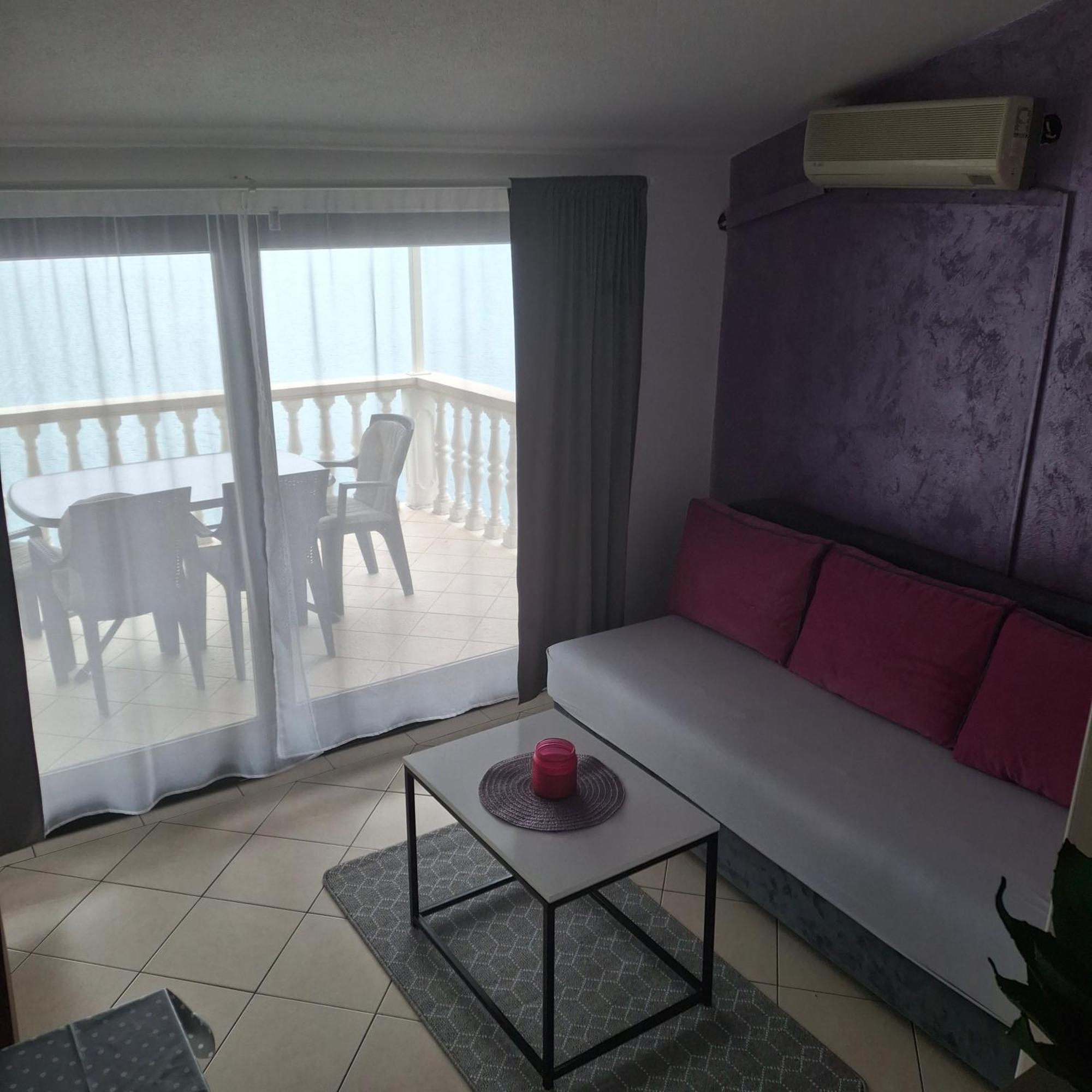Apartmani Villa Anita เนอุม ภายนอก รูปภาพ